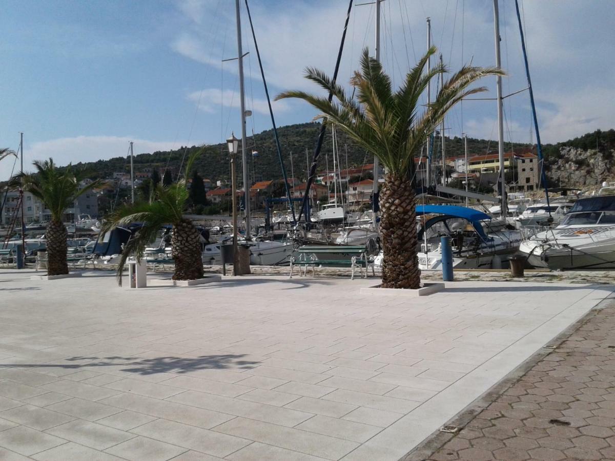 Apartment Remi, Penthouse With Balcony, Free Parking Marina Esterno foto