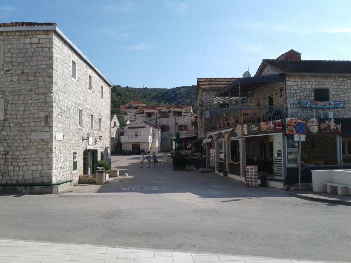 Apartment Remi, Penthouse With Balcony, Free Parking Marina Esterno foto